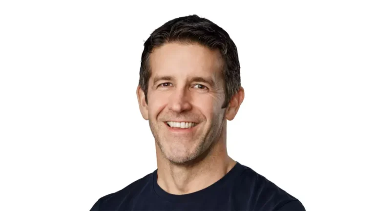 Tim Cook pleacă de la Apple